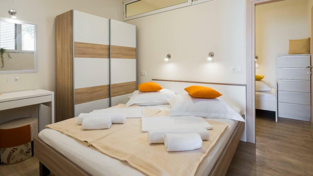 Apartments In زاووستروج المظهر الخارجي الصورة